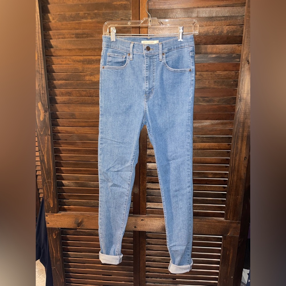 4/$20 Levi mile high super skinny jeans